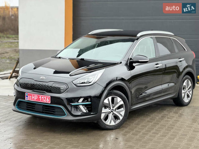 Черный Киа Niro, объемом двигателя 0 л и пробегом 93 тыс. км за 17999 $, фото 8 на Automoto.ua