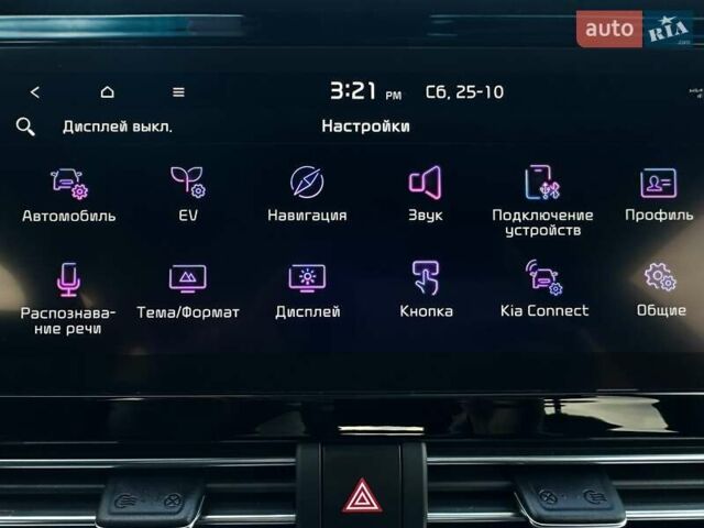 Чорний Кіа Niro, об'ємом двигуна 0 л та пробігом 68 тис. км за 24200 $, фото 62 на Automoto.ua