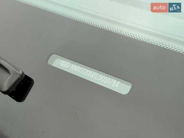 Чорний Кіа Niro, об'ємом двигуна 0 л та пробігом 89 тис. км за 20799 $, фото 42 на Automoto.ua