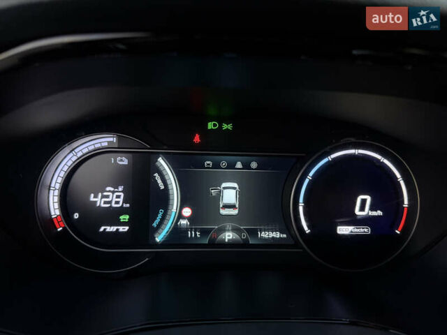 Черный Киа Niro, объемом двигателя 0 л и пробегом 142 тыс. км за 18900 $, фото 41 на Automoto.ua