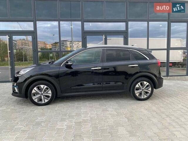 Черный Киа Niro, объемом двигателя 0 л и пробегом 142 тыс. км за 18900 $, фото 36 на Automoto.ua