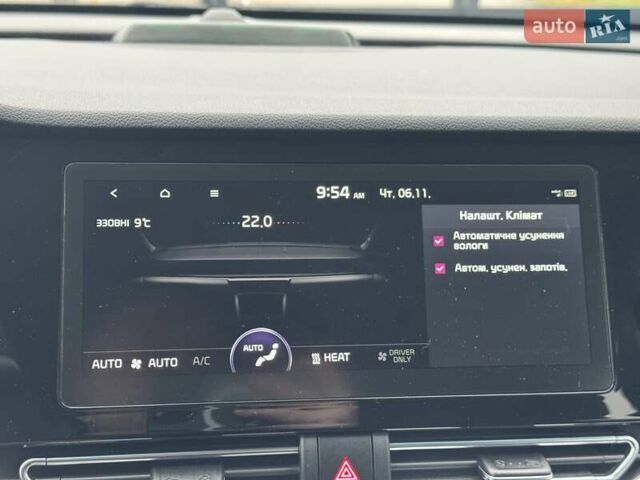 Черный Киа Niro, объемом двигателя 0 л и пробегом 113 тыс. км за 21900 $, фото 24 на Automoto.ua