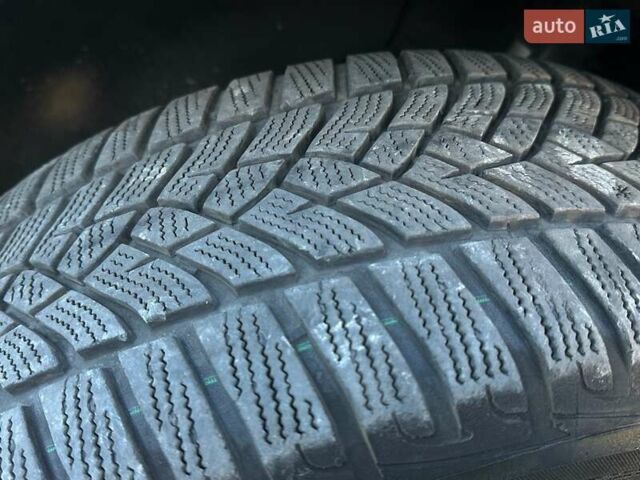 Чорний Кіа Niro, об'ємом двигуна 0 л та пробігом 35 тис. км за 24400 $, фото 32 на Automoto.ua