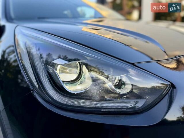 Черный Киа Niro, объемом двигателя 0 л и пробегом 128 тыс. км за 16800 $, фото 23 на Automoto.ua