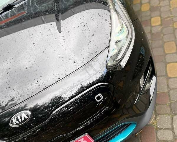 Киа Niro 2020 в Луцке на Automoto.ua Черный Киа Niro, объемом двигателя 0 л и пробегом 98 тыс. км за 20500 $, фото 50 на Automoto.ua