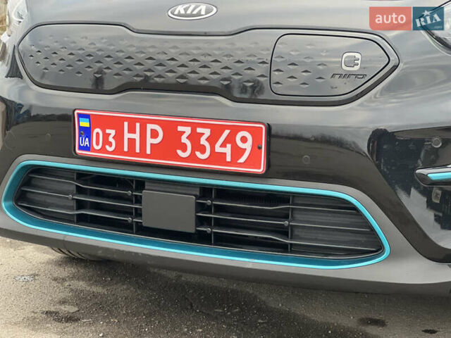 Чорний Кіа Niro, об'ємом двигуна 0 л та пробігом 140 тис. км за 17999 $, фото 20 на Automoto.ua