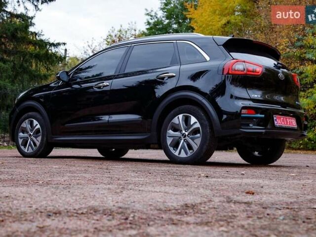 Киа Niro 2020 в Бердичеве на Automoto.ua Черный Киа Niro, объемом двигателя 0 л и пробегом 152 тыс. км за 16450 $, фото 16 на Automoto.ua