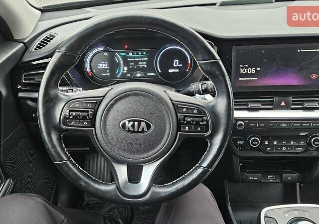 Черный Киа Niro, объемом двигателя 0 л и пробегом 139 тыс. км за 19800 $, фото 35 на Automoto.ua