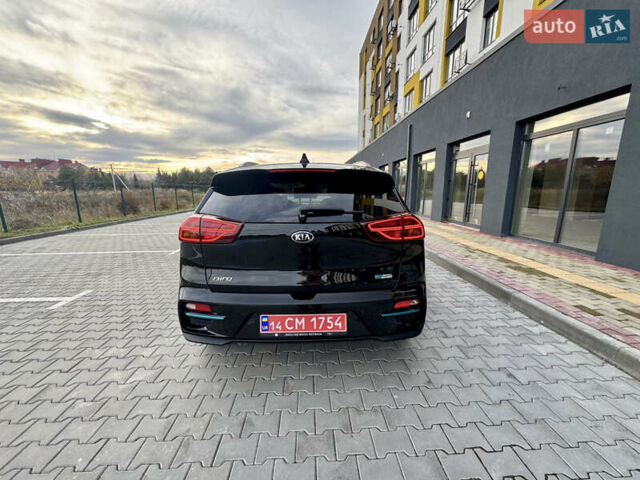 Черный Киа Niro, объемом двигателя 0 л и пробегом 128 тыс. км за 19600 $, фото 5 на Automoto.ua