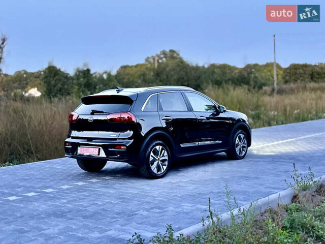 Черный Киа Niro, объемом двигателя 0 л и пробегом 165 тыс. км за 16999 $, фото 29 на Automoto.ua