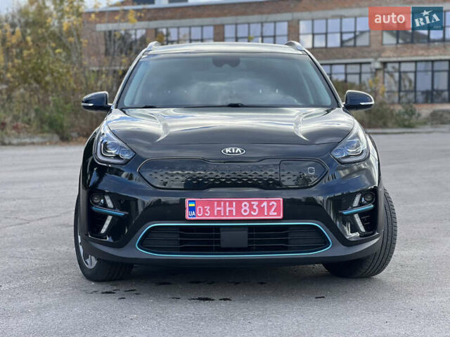 Киа Niro 2020 в Ровно на Automoto.ua Черный Киа Niro, объемом двигателя 0 л и пробегом 143 тыс. км за 18499 $, фото 15 на Automoto.ua