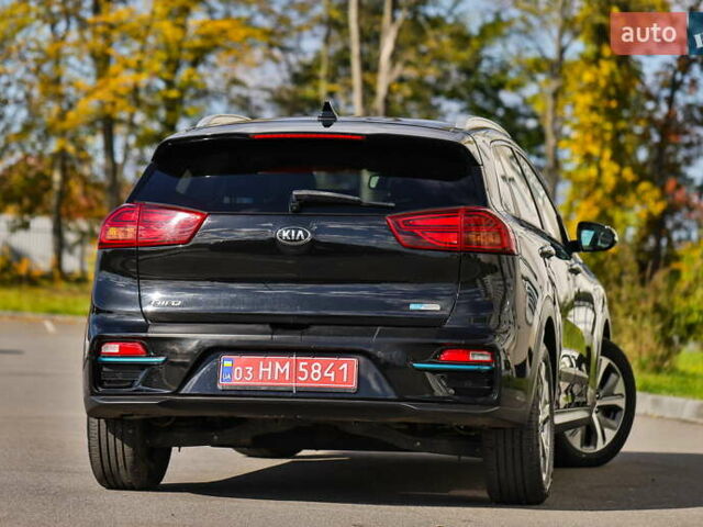 Черный Киа Niro, объемом двигателя 0 л и пробегом 124 тыс. км за 19500 $, фото 8 на Automoto.ua