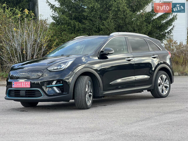 Киа Niro 2020 в Ровно на Automoto.ua Черный Киа Niro, объемом двигателя 0 л и пробегом 143 тыс. км за 18499 $, фото 3 на Automoto.ua