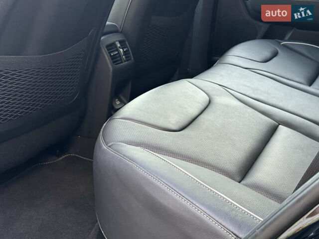 Черный Киа Niro, объемом двигателя 0 л и пробегом 50 тыс. км за 23499 $, фото 64 на Automoto.ua