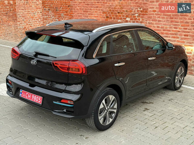Черный Киа Niro, объемом двигателя 0 л и пробегом 92 тыс. км за 19899 $, фото 19 на Automoto.ua