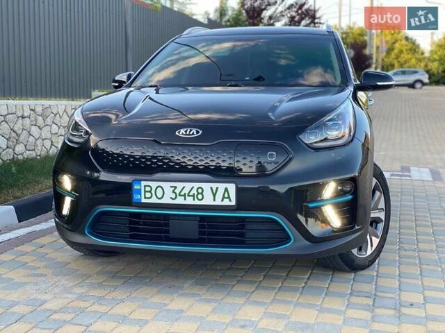 Черный Киа Niro, объемом двигателя 0 л и пробегом 109 тыс. км за 19450 $, фото 9 на Automoto.ua