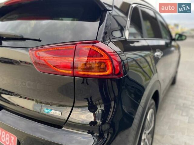 Черный Киа Niro, объемом двигателя 0 л и пробегом 142 тыс. км за 18900 $, фото 15 на Automoto.ua