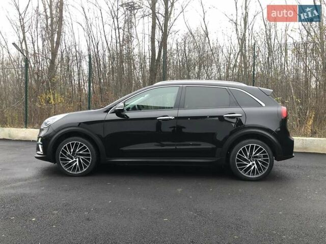 Черный Киа Niro, объемом двигателя 0 л и пробегом 40 тыс. км за 22950 $, фото 3 на Automoto.ua
