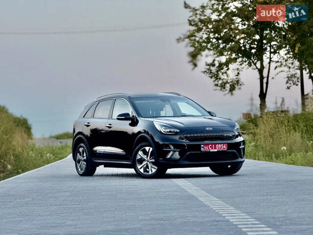 Черный Киа Niro, объемом двигателя 0 л и пробегом 165 тыс. км за 16999 $, фото 11 на Automoto.ua