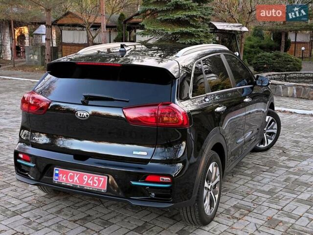 Черный Киа Niro, объемом двигателя 0 л и пробегом 115 тыс. км за 19999 $, фото 18 на Automoto.ua