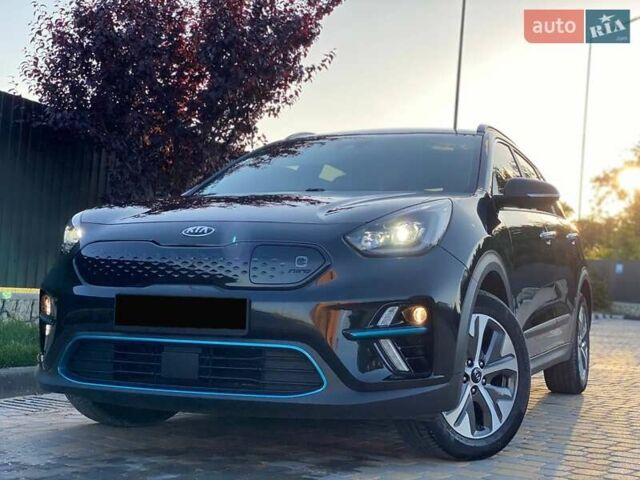 Чорний Кіа Niro, об'ємом двигуна 0 л та пробігом 108 тис. км за 19300 $, фото 22 на Automoto.ua