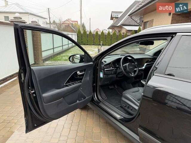 Чорний Кіа Niro, об'ємом двигуна 0 л та пробігом 89 тис. км за 20799 $, фото 36 на Automoto.ua