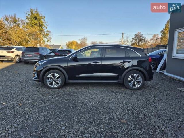 Черный Киа Niro, объемом двигателя 0 л и пробегом 132 тыс. км за 19449 $, фото 7 на Automoto.ua