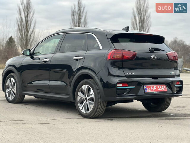 Чорний Кіа Niro, об'ємом двигуна 0 л та пробігом 140 тис. км за 17999 $, фото 13 на Automoto.ua