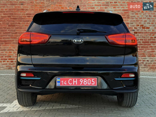 Киа Niro 2020 в Тернополе на Automoto.ua Черный Киа Niro, объемом двигателя 0 л и пробегом 92 тыс. км за 19899 $, фото 22 на Automoto.ua