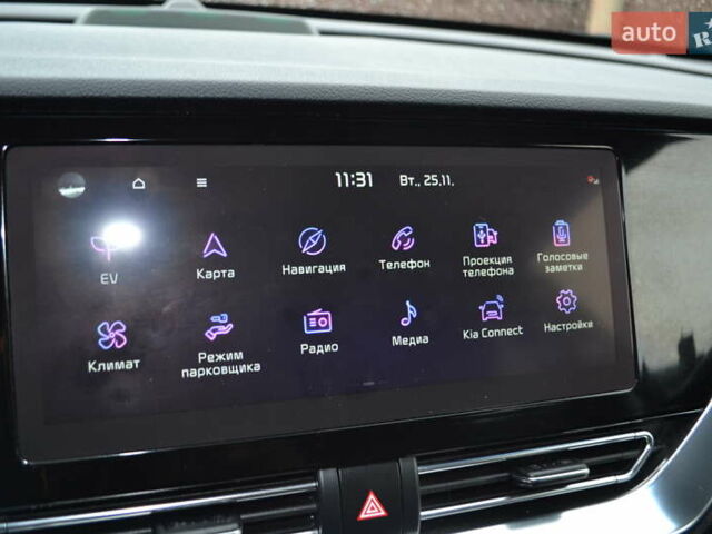 Чорний Кіа Niro, об'ємом двигуна 0 л та пробігом 169 тис. км за 18450 $, фото 59 на Automoto.ua