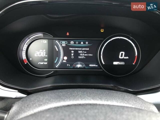 Черный Киа Niro, объемом двигателя 0 л и пробегом 40 тыс. км за 22950 $, фото 16 на Automoto.ua
