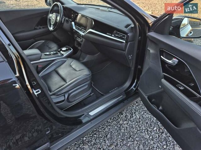 Черный Киа Niro, объемом двигателя 0 л и пробегом 132 тыс. км за 19449 $, фото 28 на Automoto.ua