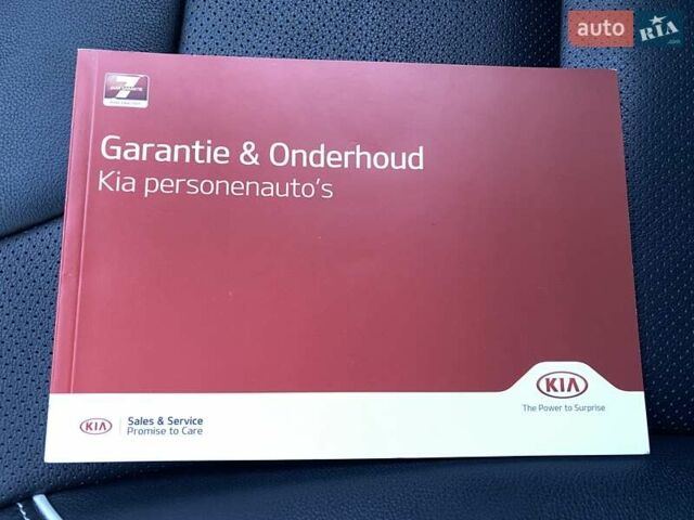 Черный Киа Niro, объемом двигателя 0 л и пробегом 93 тыс. км за 22700 $, фото 42 на Automoto.ua