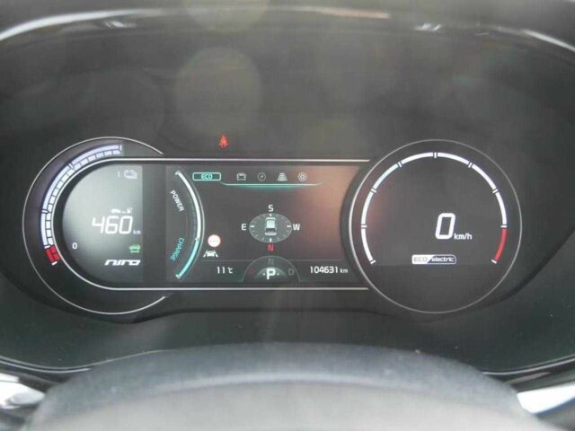 Черный Киа Niro, объемом двигателя 0 л и пробегом 104 тыс. км за 20775 $, фото 9 на Automoto.ua