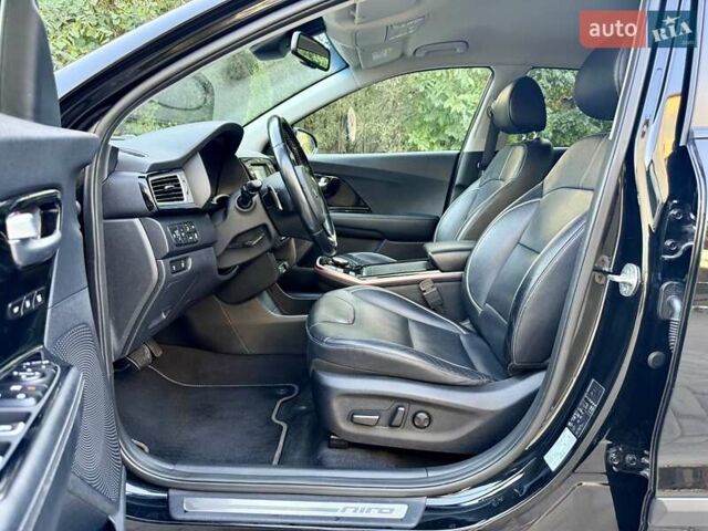 Киа Niro 2020 в Бердичеве на Automoto.ua Черный Киа Niro, объемом двигателя 0 л и пробегом 128 тыс. км за 16700 $, фото 43 на Automoto.ua