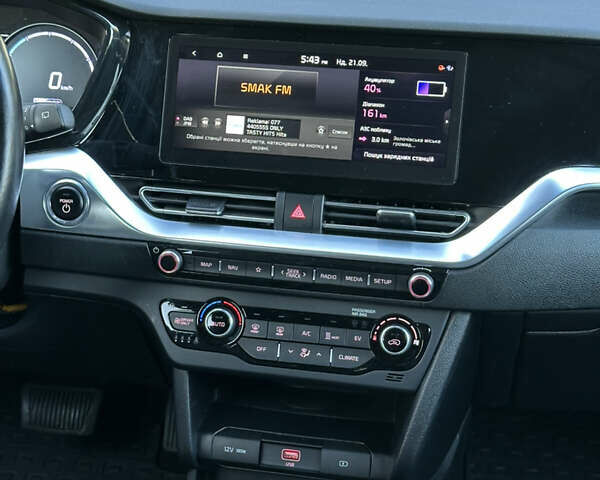 Черный Киа Niro, объемом двигателя 0 л и пробегом 112 тыс. км за 18750 $, фото 46 на Automoto.ua
