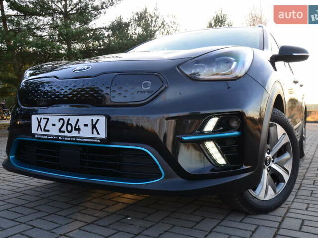 Черный Киа Niro, объемом двигателя 0 л и пробегом 68 тыс. км за 17450 $, фото 4 на Automoto.ua