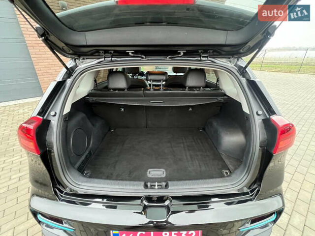 Черный Киа Niro, объемом двигателя 0 л и пробегом 140 тыс. км за 21500 $, фото 10 на Automoto.ua