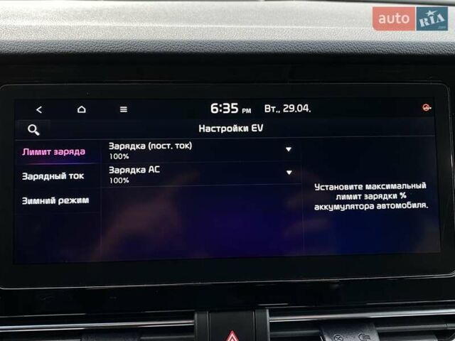 Чорний Кіа Niro, об'ємом двигуна 0 л та пробігом 96 тис. км за 20600 $, фото 55 на Automoto.ua