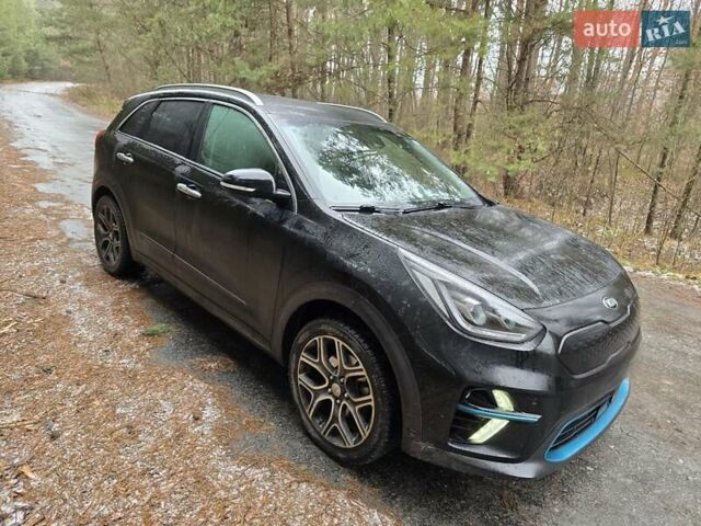 Киа Niro 2020 в Шепетовке на Automoto.ua Черный Киа Niro, объемом двигателя 0 л и пробегом 148 тыс. км за 18000 $, фото 5 на Automoto.ua