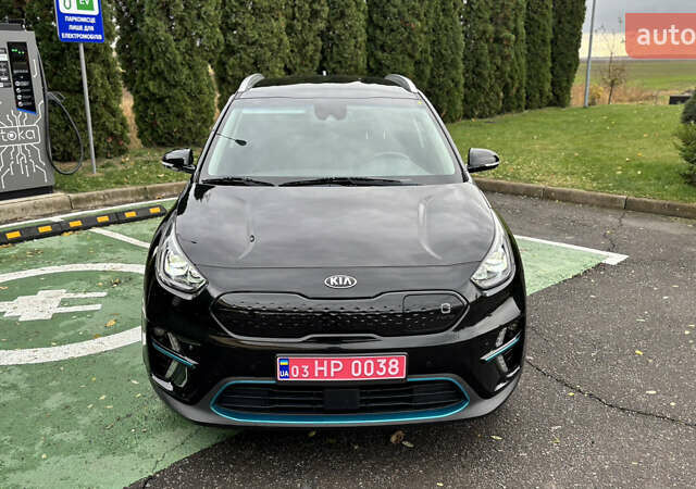 Чорний Кіа Niro, об'ємом двигуна 0 л та пробігом 110 тис. км за 19500 $, фото 10 на Automoto.ua