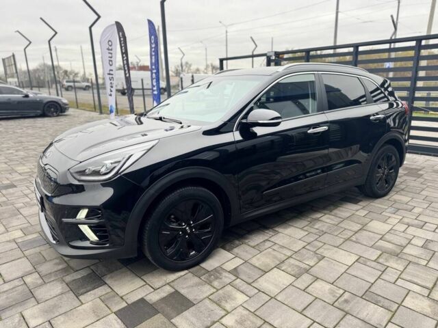 Черный Киа Niro, объемом двигателя 0 л и пробегом 112 тыс. км за 21900 $, фото 8 на Automoto.ua