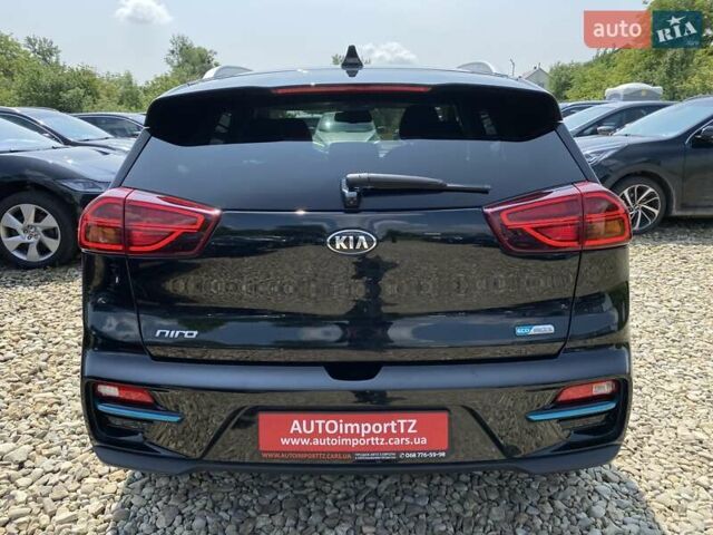 Черный Киа Niro, объемом двигателя 0 л и пробегом 115 тыс. км за 21300 $, фото 15 на Automoto.ua
