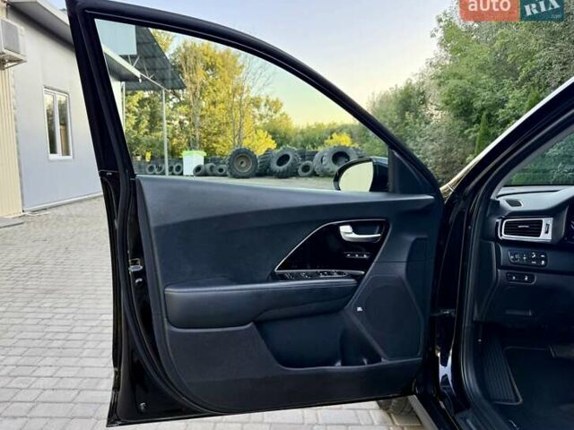 Киа Niro 2020 в Бердичеве на Automoto.ua Черный Киа Niro, объемом двигателя 0 л и пробегом 128 тыс. км за 16700 $, фото 38 на Automoto.ua