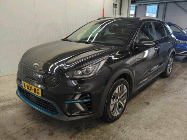 Чорний Кіа Niro, об'ємом двигуна 0 л та пробігом 81 тис. км за 18588 $, фото 1 на Automoto.ua