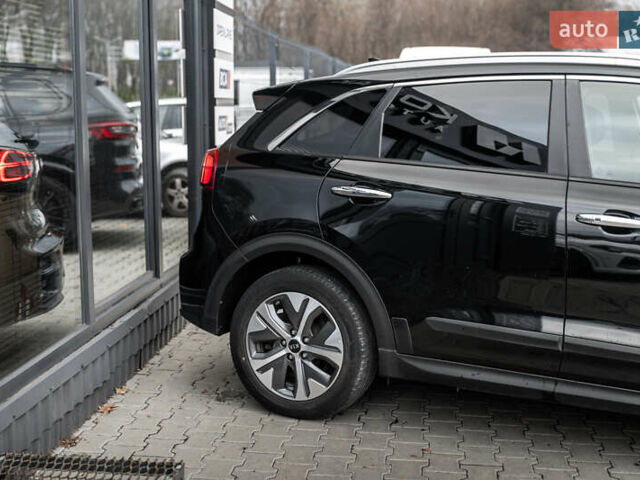 Черный Киа Niro, объемом двигателя 0 л и пробегом 114 тыс. км за 21900 $, фото 25 на Automoto.ua