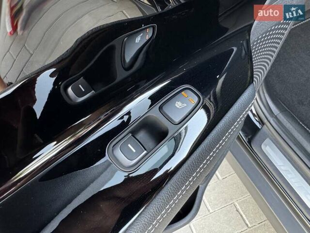 Черный Киа Niro, объемом двигателя 0 л и пробегом 98 тыс. км за 20999 $, фото 23 на Automoto.ua