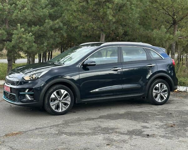 Киа Niro 2020 в Золочев на Automoto.ua Черный Киа Niro, объемом двигателя 0 л и пробегом 145 тыс. км за 18150 $, фото 12 на Automoto.ua
