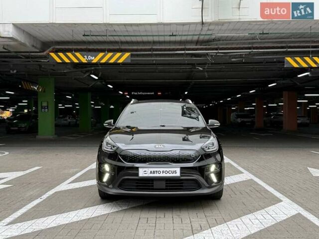 Чорний Кіа Niro, об'ємом двигуна 0 л та пробігом 89 тис. км за 22990 $, фото 2 на Automoto.ua