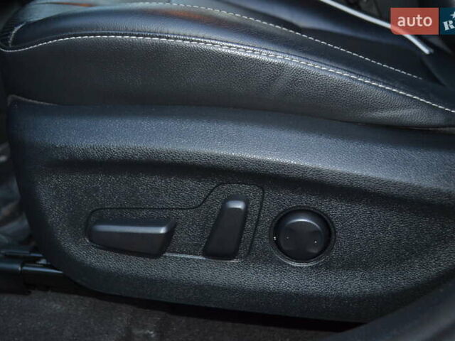 Чорний Кіа Niro, об'ємом двигуна 0 л та пробігом 169 тис. км за 18450 $, фото 34 на Automoto.ua